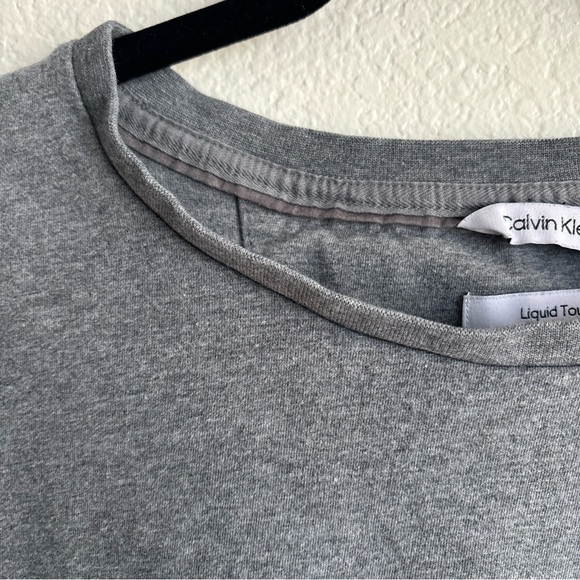 Calvin Klein Liquid Touch Tshirt - Picture 6 of 6